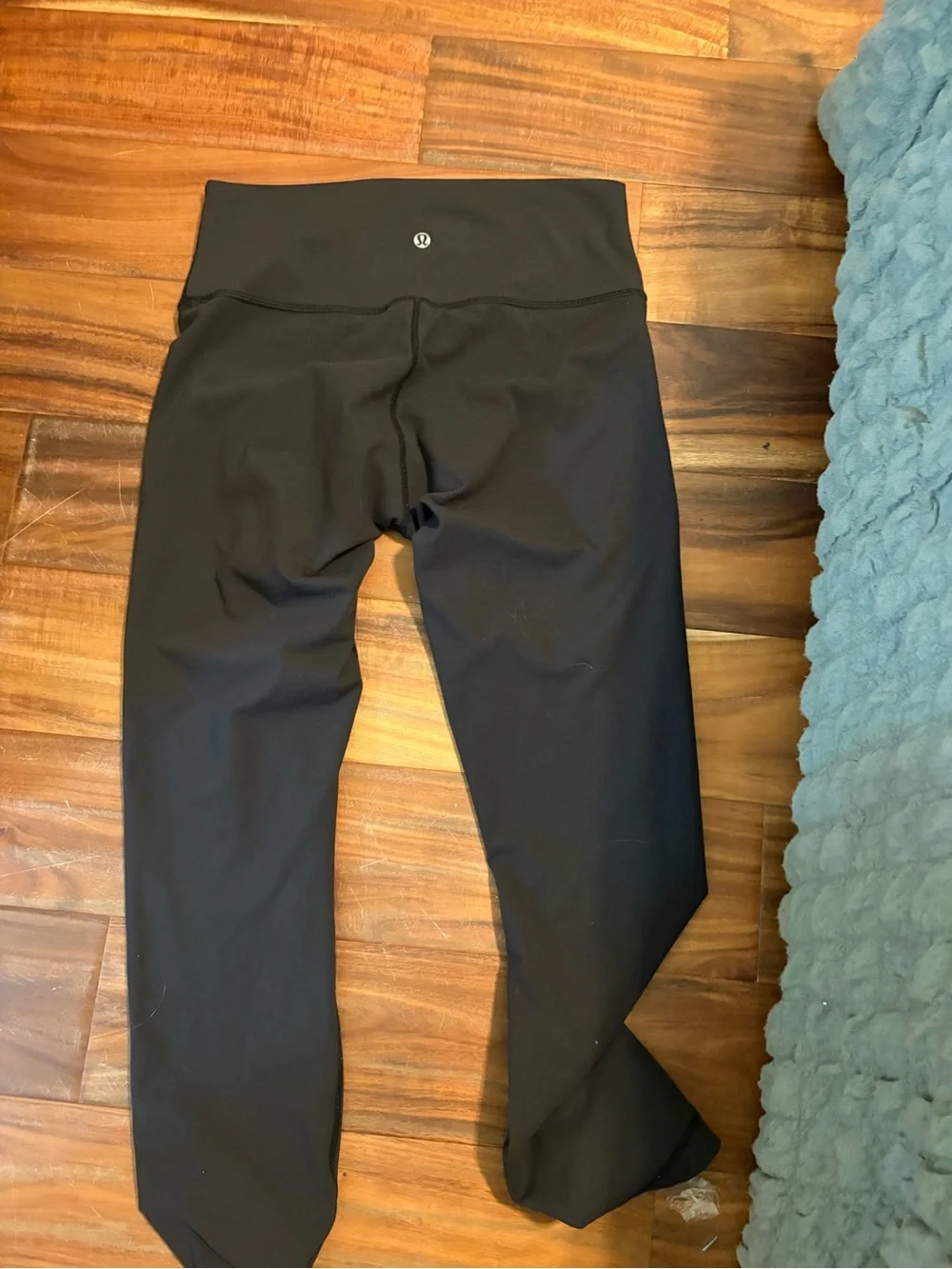 Lululemon Like New Women’s Black‎ High Rise Cropped Leggings Size 8 (1309)